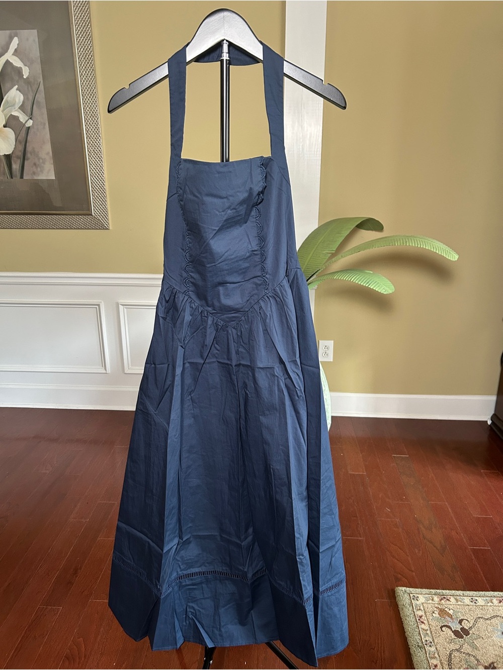 Moon River Square Halter Neck Basque Waist Midi Dress - Picture 4 of 4